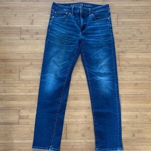 American Eagle Outfitters Men's Dark Blue Slim Straight Jeans 32x32 Airflex+